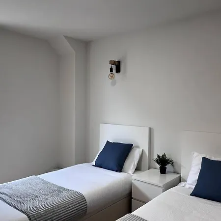 Duplex Con Terraza Appartement Renedo de Pielagos