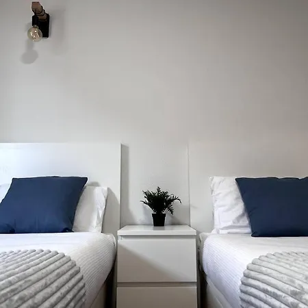 Duplex Con Terraza 아파트 Renedo de Pielagos