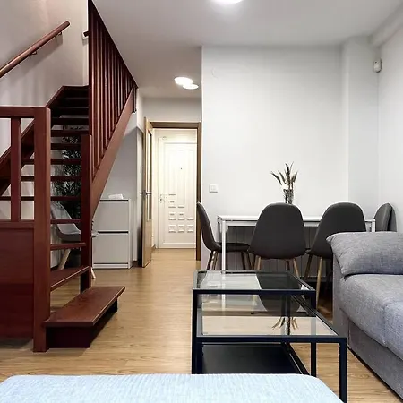 Duplex Con Terraza Apartment *